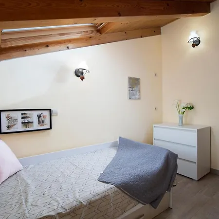 Apartment History Veruda